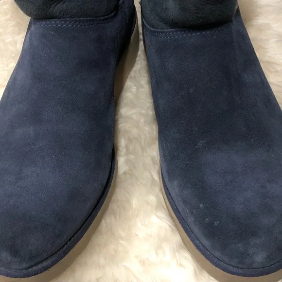 UGG Amie Wms11 NAVY Blue Water-Resistant Suede Winter Boots EUC - Picture 11 of 11